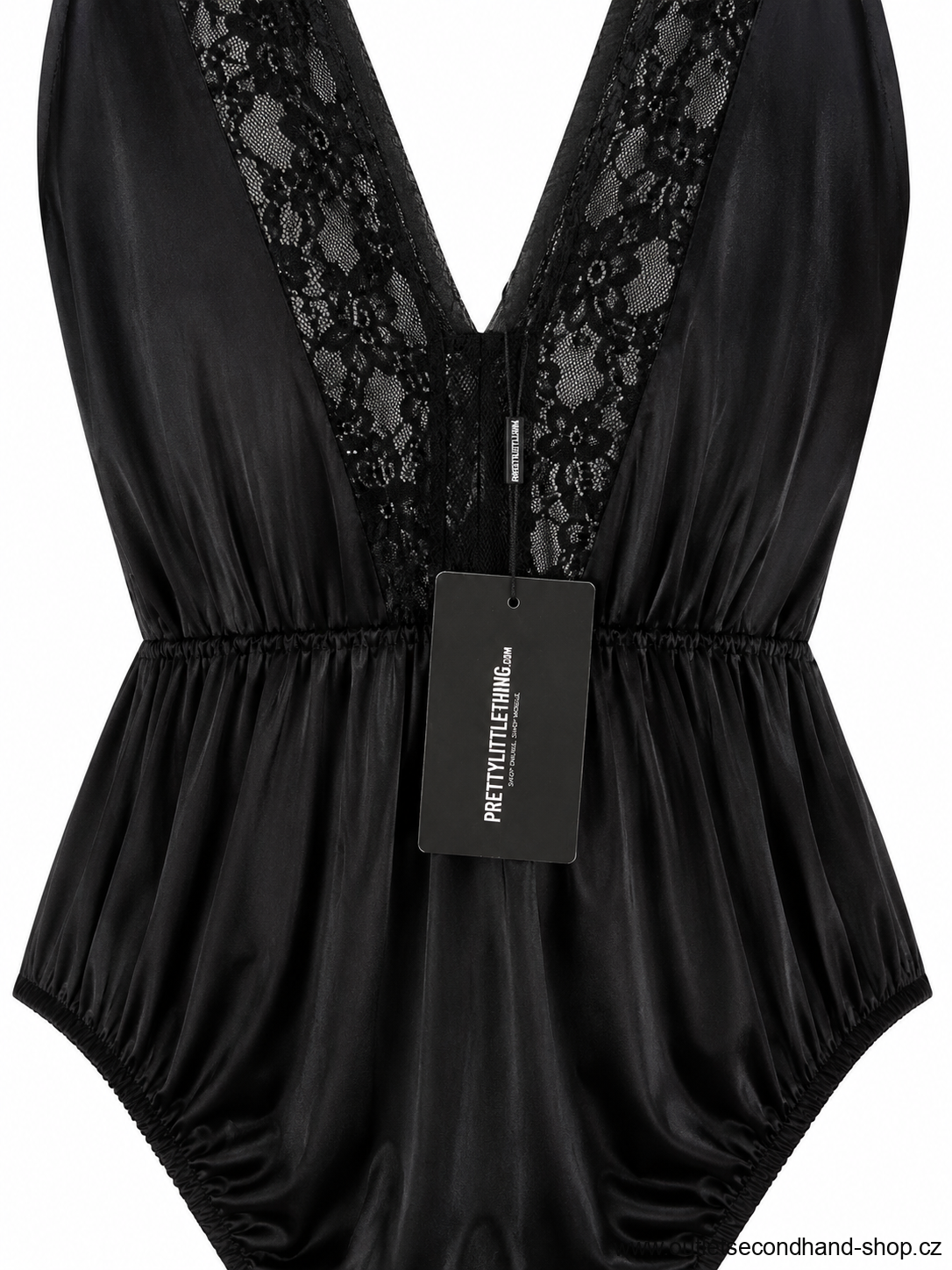 BODY PRETTYLITTLETHING Vel. 42